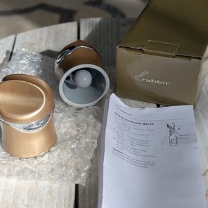 Rabbit Gold Champagne Sealer